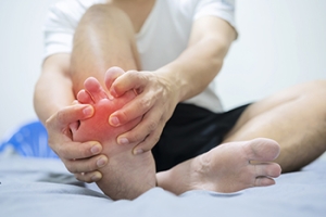 What to Know About Pseudogout and Foot Pain
